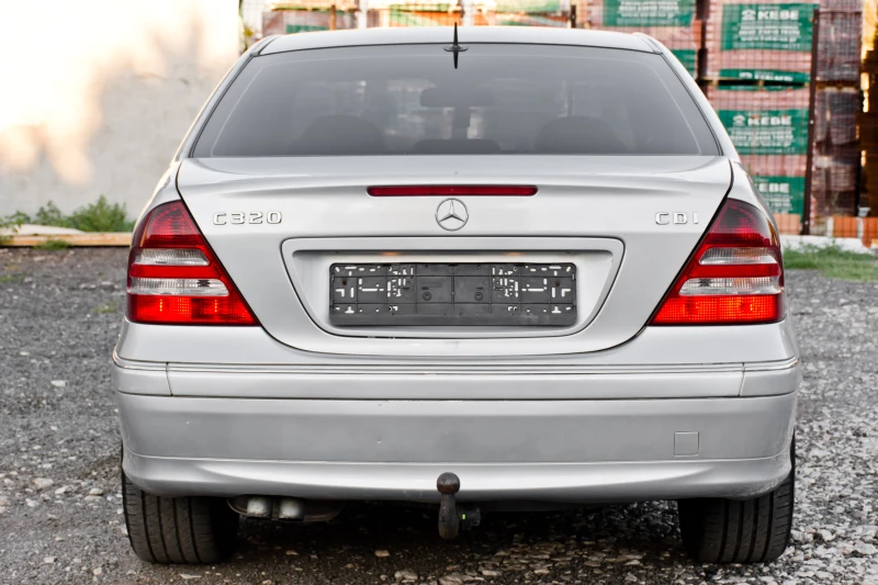 Mercedes-Benz C 320 Cdi 224k.s, снимка 5 - Автомобили и джипове - 47971843