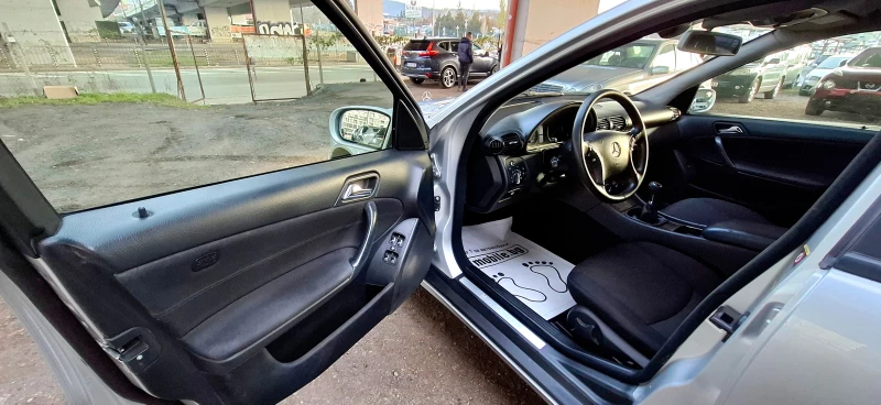 Mercedes-Benz C 220 CDI FACELIFT, снимка 11 - Автомобили и джипове - 48104818