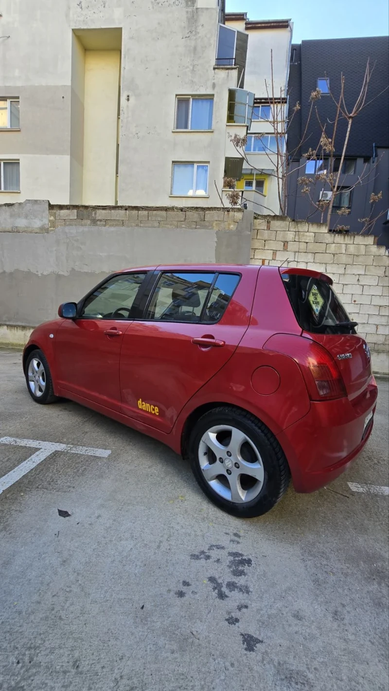 Suzuki Swift, снимка 14 - Автомобили и джипове - 48405225