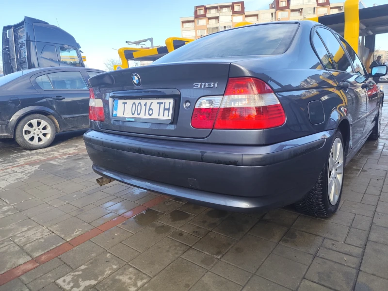 BMW 318 2.0i Facelift, снимка 6 - Автомобили и джипове - 48555138