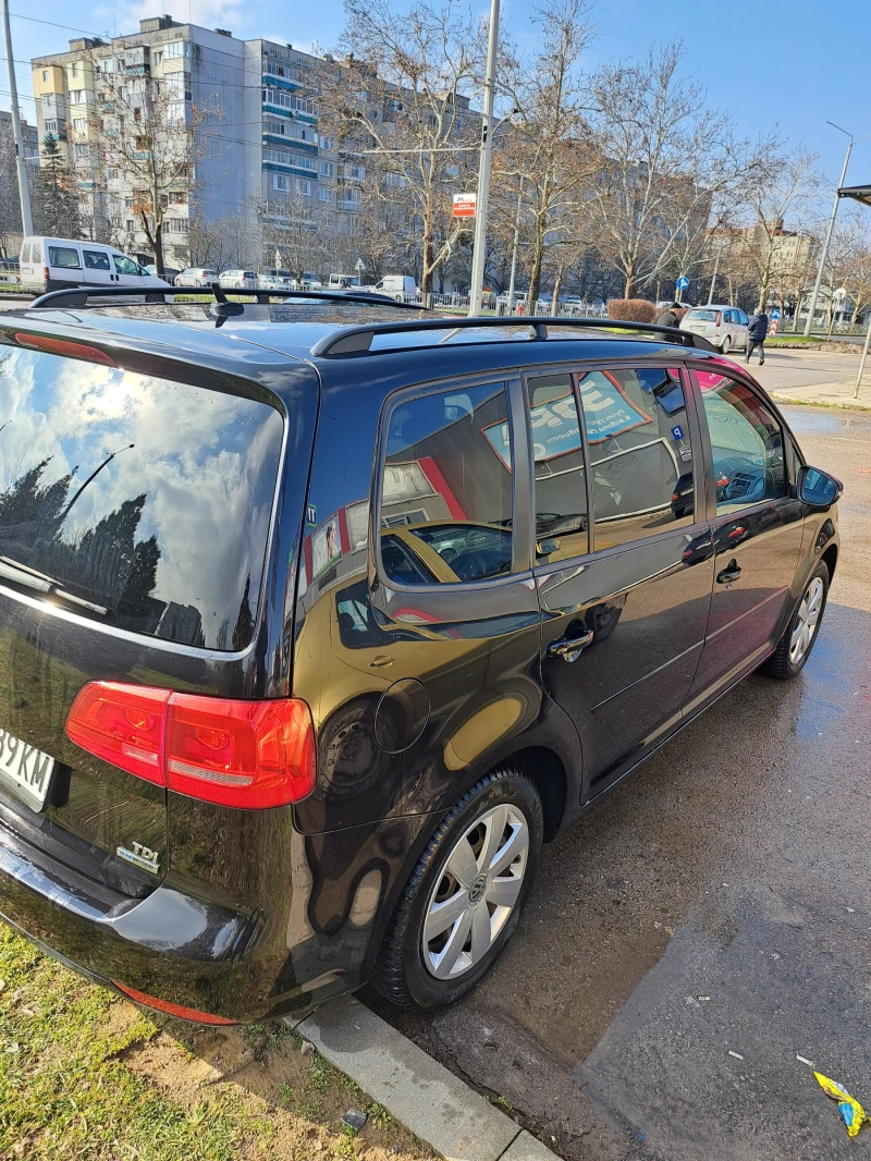 VW Touran, снимка 4 - Автомобили и джипове - 49355928