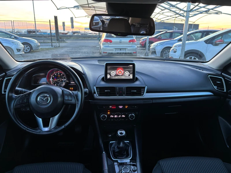 Mazda 3 2.0 i, снимка 10 - Автомобили и джипове - 49588602