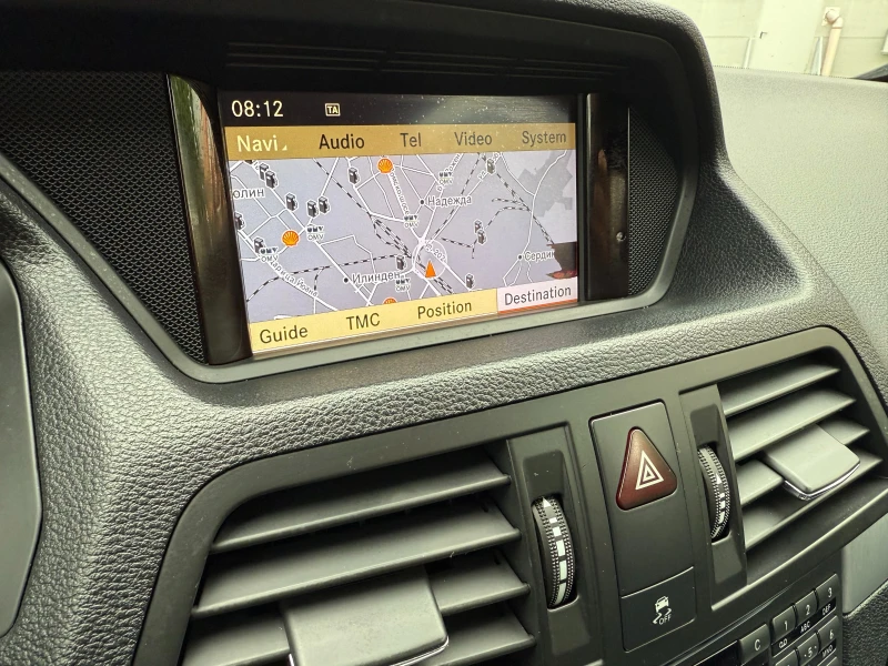 Mercedes-Benz E 350 3.0d 231 к.с., снимка 13 - Автомобили и джипове - 50021662