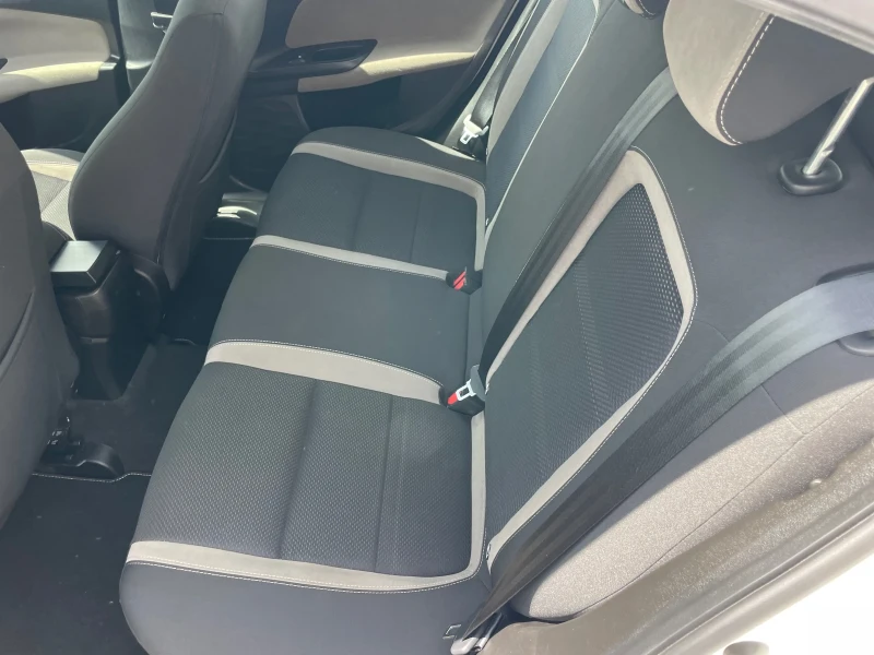 Fiat Tipo 1.6 Mjt Ses 5P Sport (88 KW), снимка 7 - Автомобили и джипове - 50279947