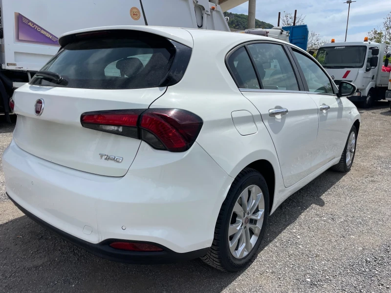 Fiat Tipo 1.6 Mjt Ses 5P Sport (88 KW), снимка 4 - Автомобили и джипове - 50279947