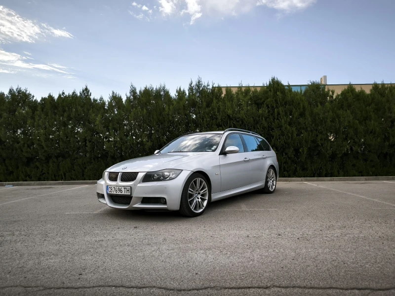 BMW 325 Xi (N52) M-ПАКЕТ, снимка 3 - Автомобили и джипове - 52639276