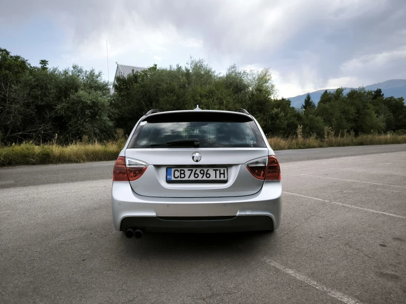 BMW 325 Xi (N52) M-ПАКЕТ, снимка 5 - Автомобили и джипове - 52639276