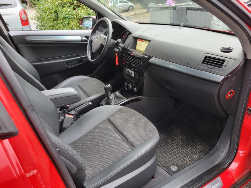 Opel Astra H 1, 7 CDTI 125 к.с, 6 скорости, снимка 8 - Автомобили и джипове - 52418057