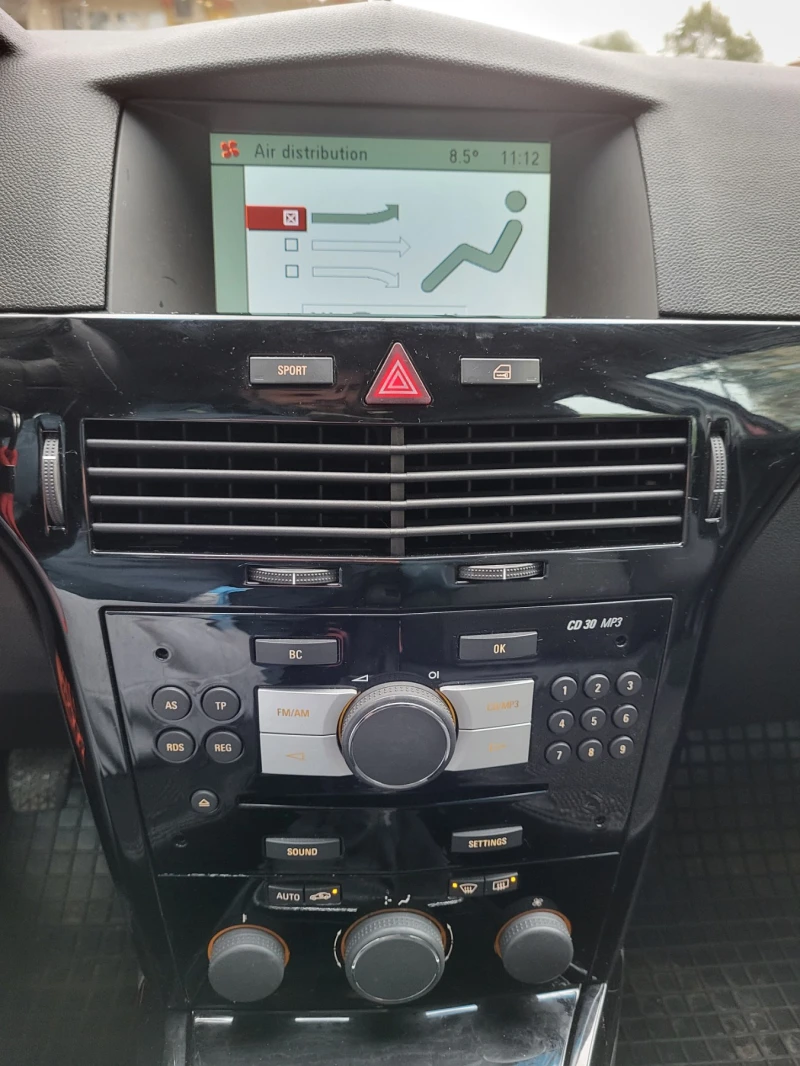 Opel Astra H 1, 7 CDTI 125 к.с, 6 скорости, снимка 13 - Автомобили и джипове - 52418057