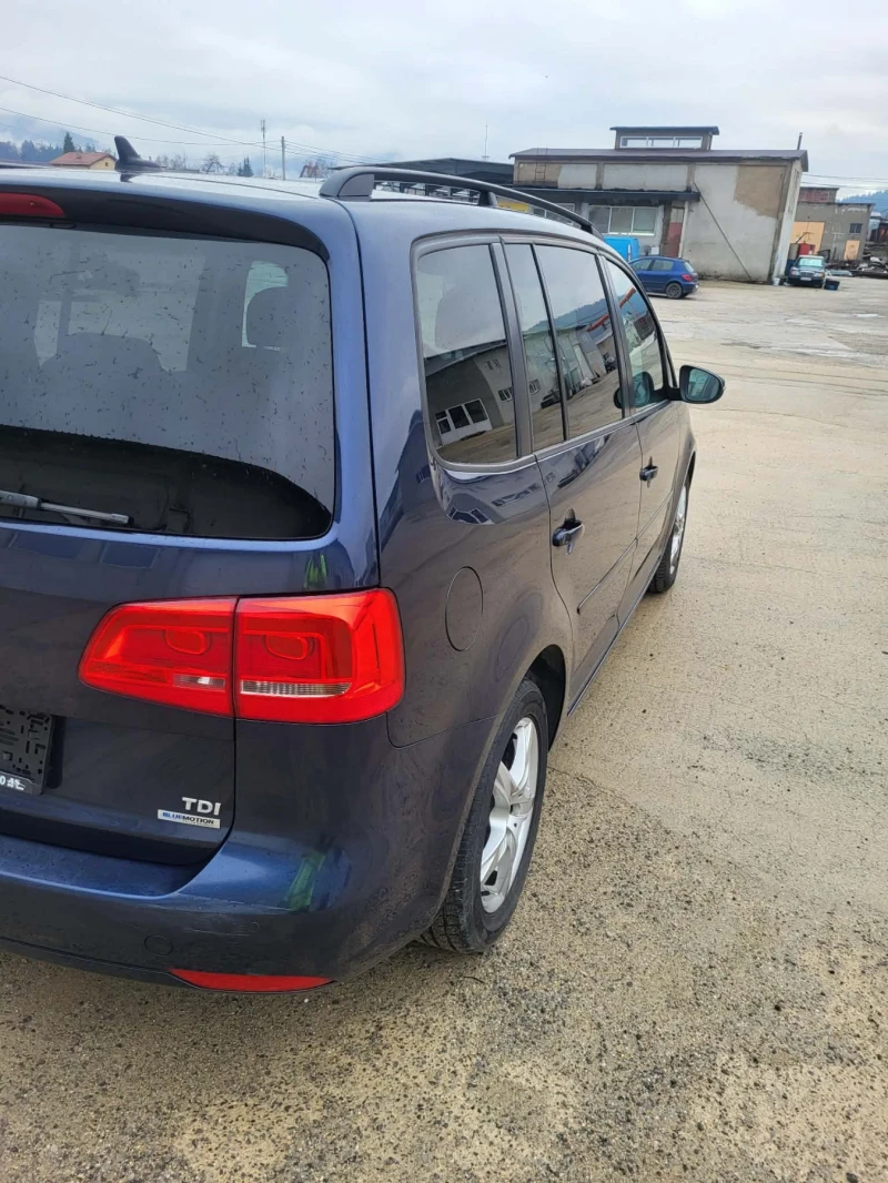 VW Touran TDI Blue Motion FULL Нов внос, снимка 7 - Автомобили и джипове - 52697116