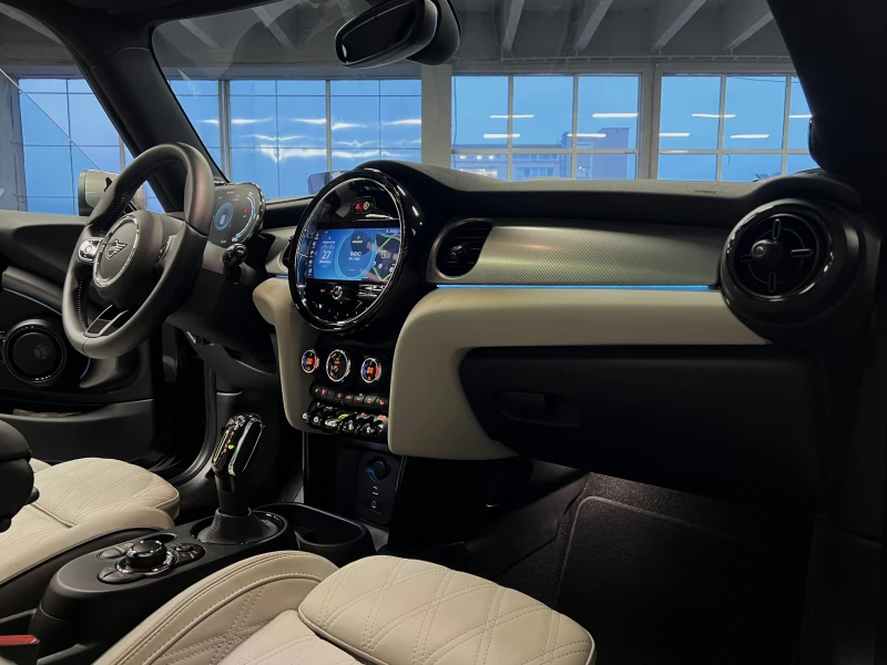 Mini Cooper SE EXCLUSIVE HEADUP PANO H/K , снимка 12 - Автомобили и джипове - 52816792