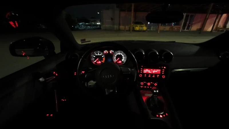 Audi Tt 2.0 TFSI S-Line Ръчка, снимка 10 - Автомобили и джипове - 52921375