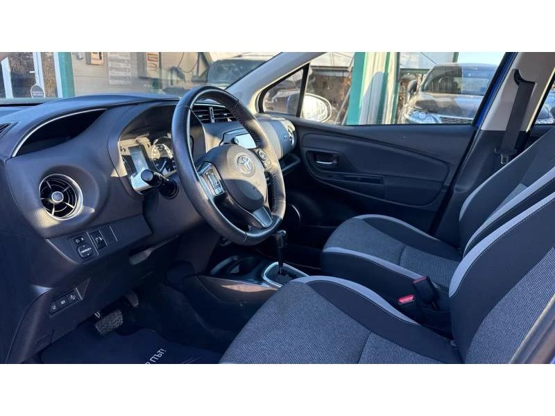 Toyota Yaris, снимка 12 - Автомобили и джипове - 48416187