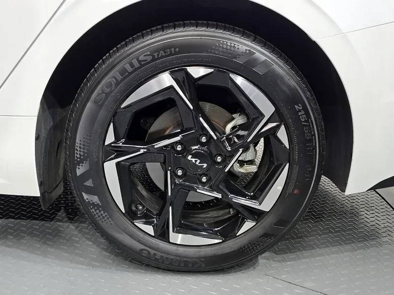 Kia K5 1.6 Turbo Prestige, снимка 5 - Автомобили и джипове - 55886293