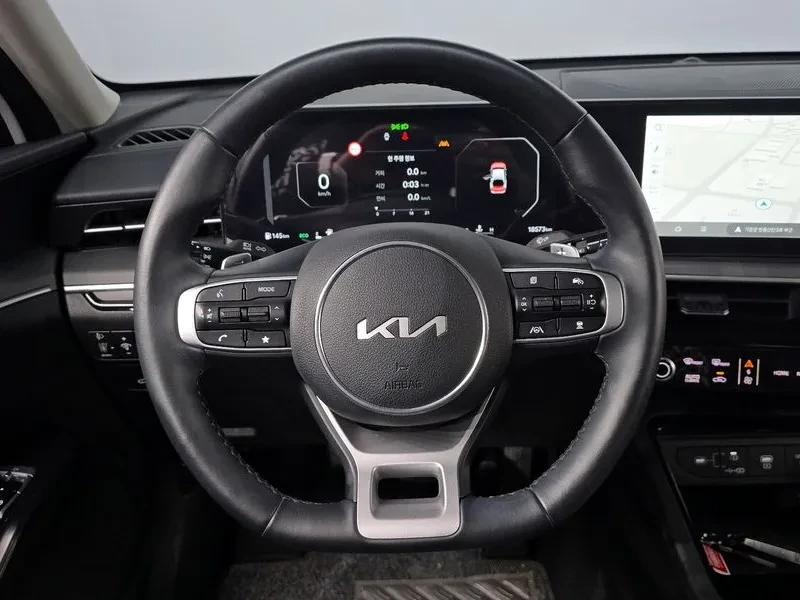 Kia K5 1.6 Turbo Prestige, снимка 13 - Автомобили и джипове - 55886293