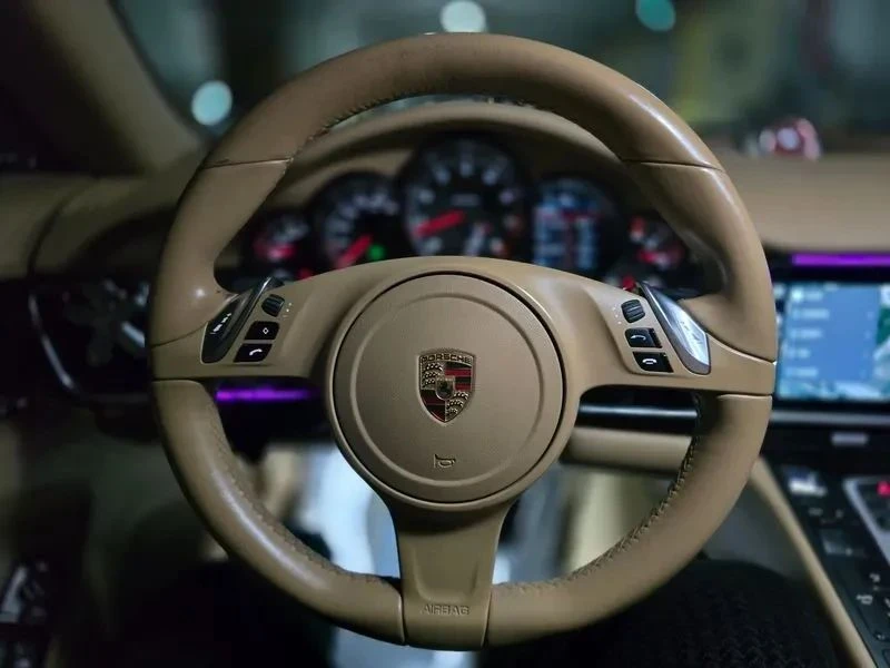 Porsche Panamera, снимка 14 - Автомобили и джипове - 56690345
