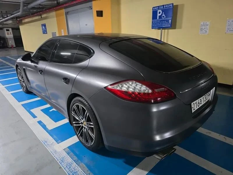 Porsche Panamera, снимка 2 - Автомобили и джипове - 56690345