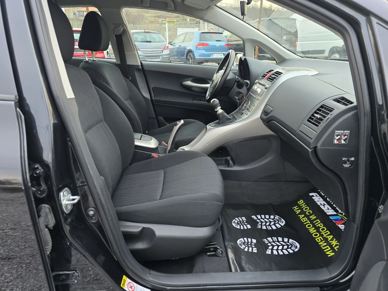 Toyota Auris 1.4 D4D 90 К.С. 6 СКОРОСТИ КЛИМАТРОНИК  | Mobile.bg — изображение 12