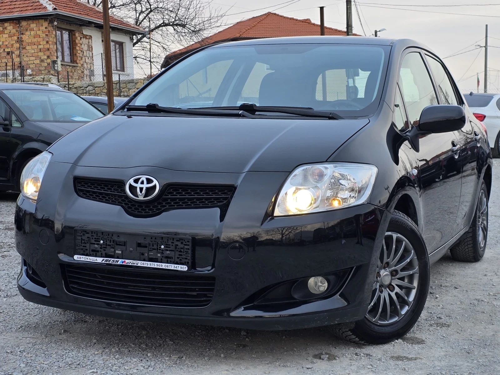 Toyota Auris 1.4 D4D 90 К.С. 6 СКОРОСТИ КЛИМАТРОНИК  | Mobile.bg — изображение 1