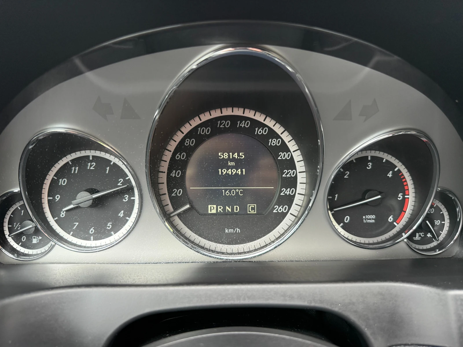 Mercedes-Benz E 350 3.0d 231 к.с. | Mobile.bg — изображение 14