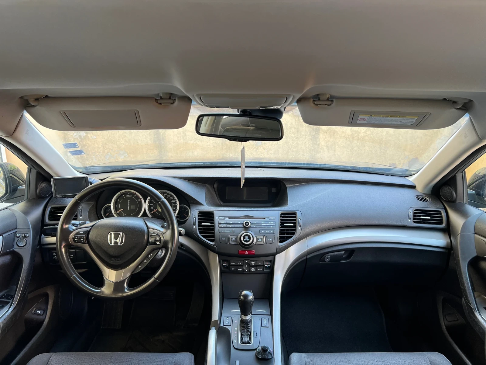 Honda Accord 2.2 i-DTEC - изображение 9