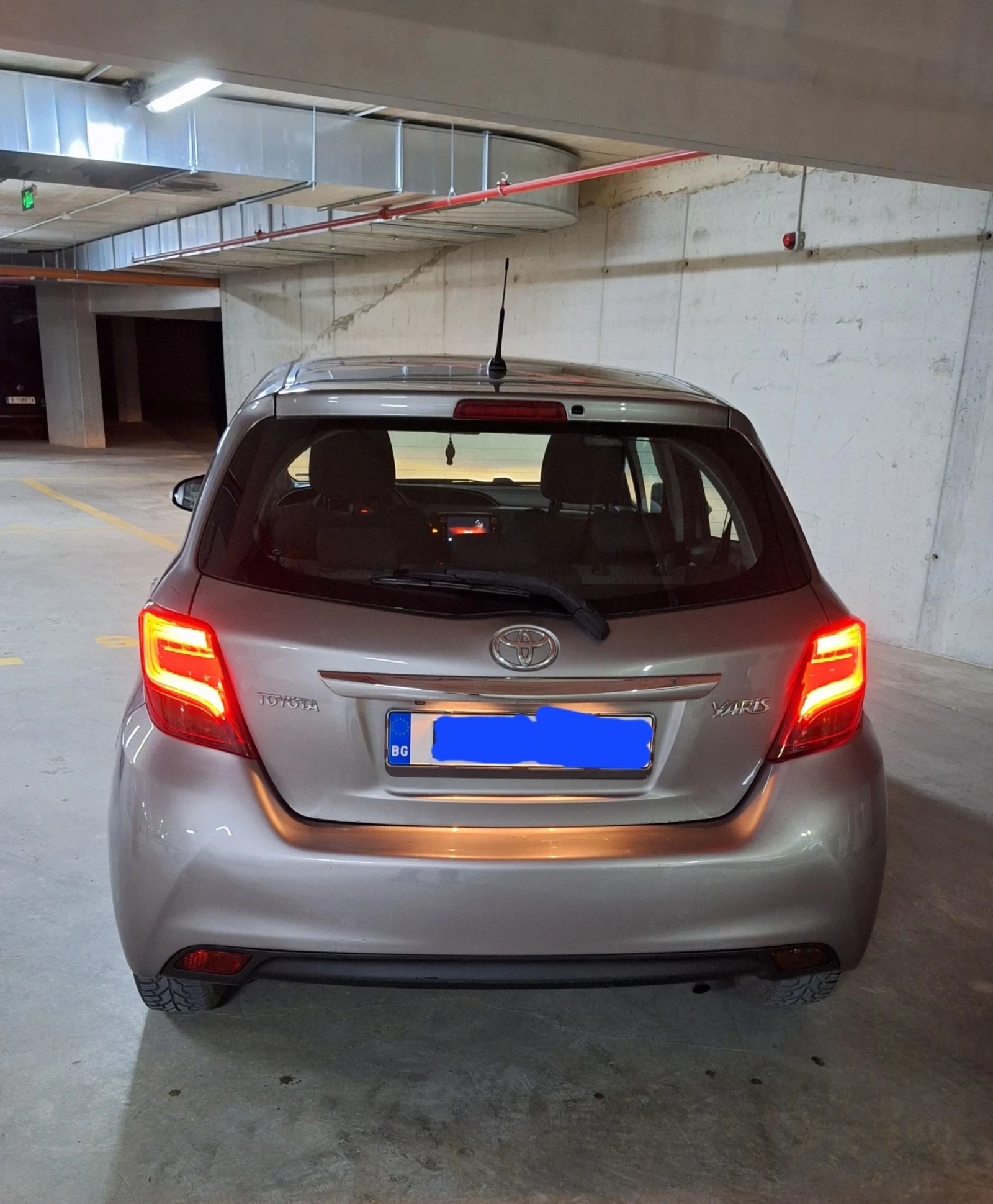 Toyota Yaris 1.0i - изображение 4