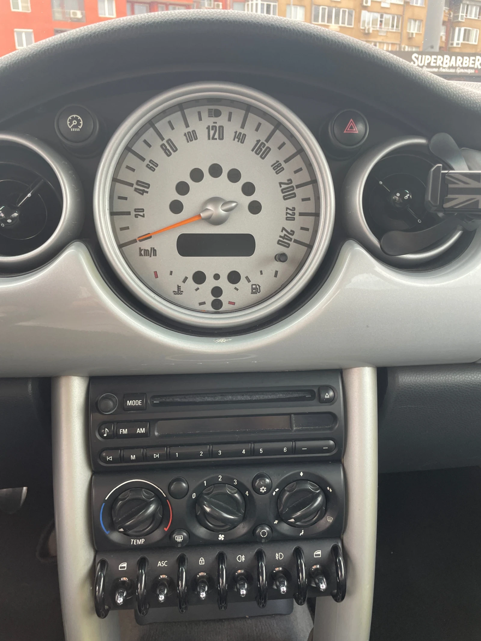 Mini Cooper  - изображение 9