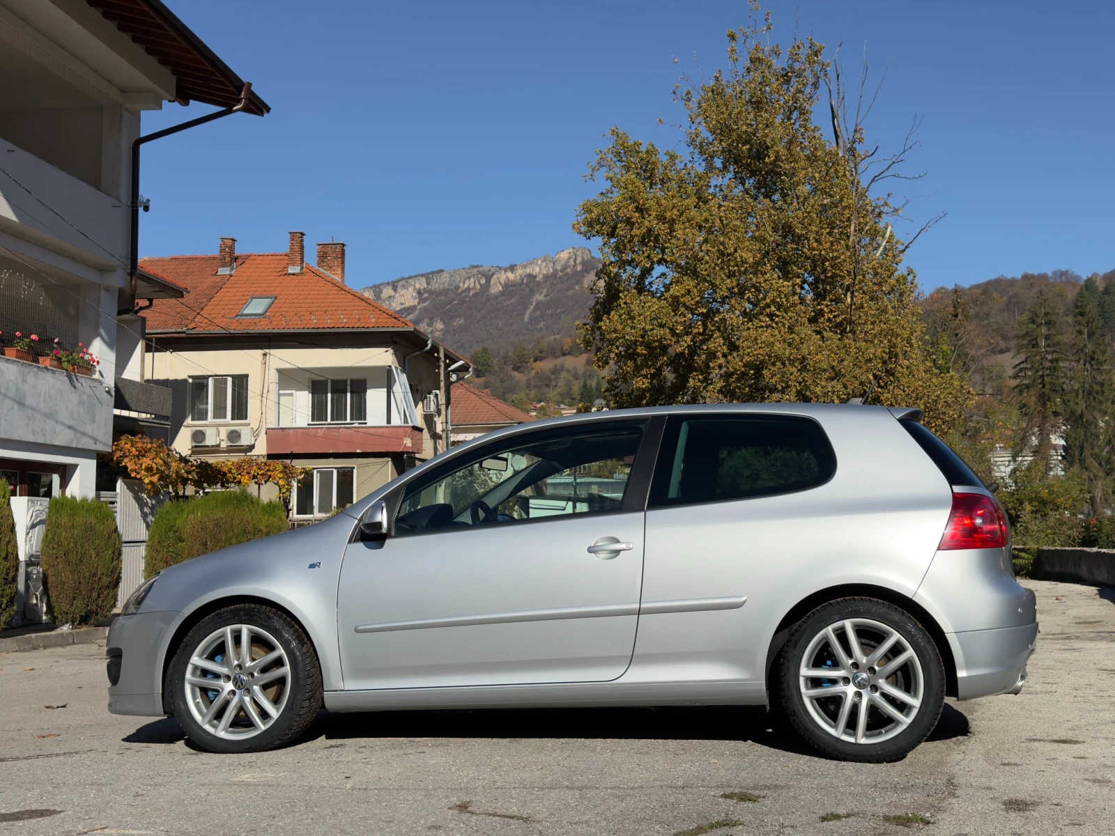 VW Golf 2.0TDI GT | Mobile.bg   6