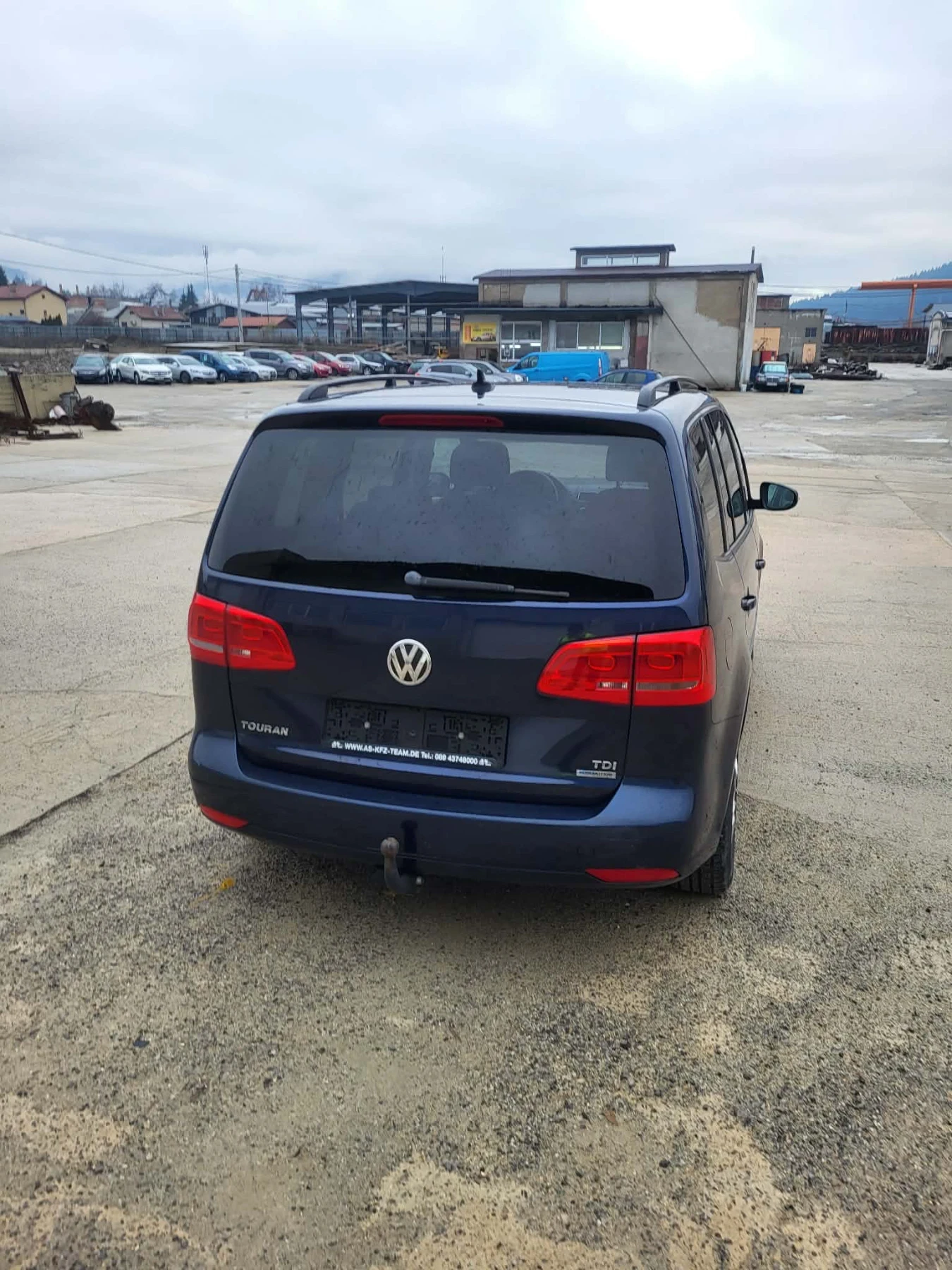 VW Touran TDI Blue Motion FULL Нов внос - изображение 6