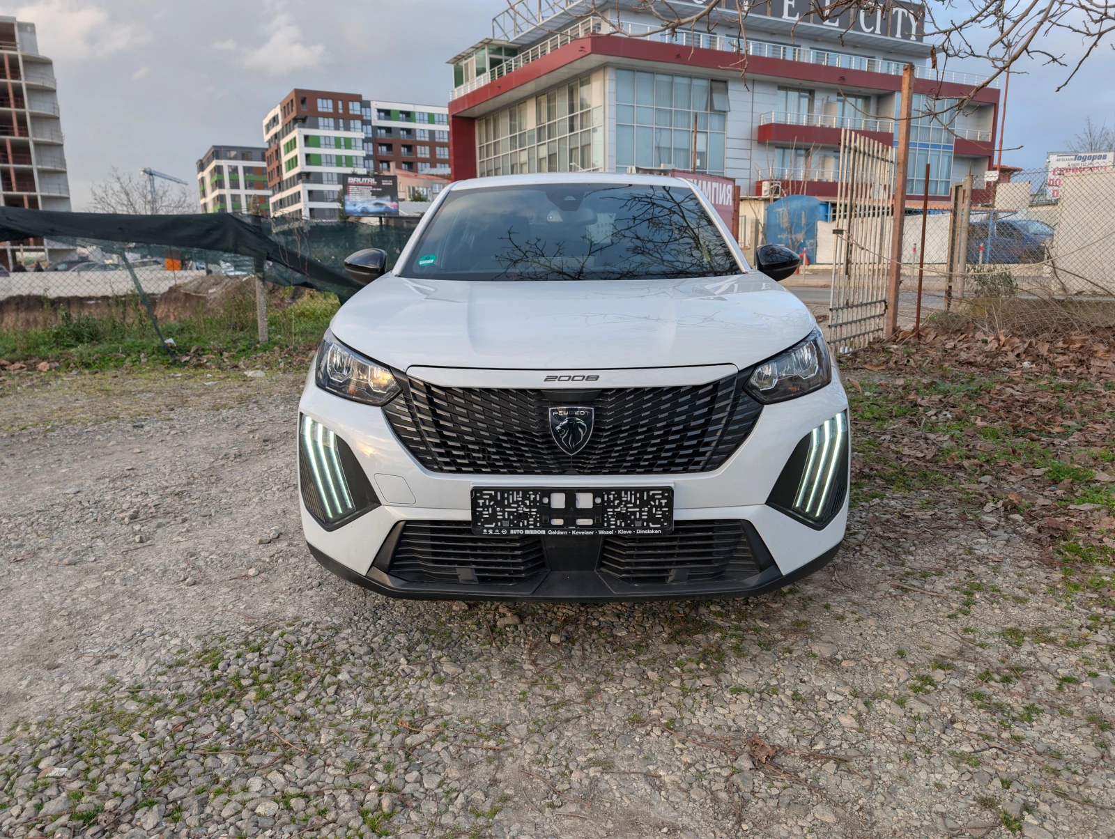 Peugeot 2008 1.2i/101к.с./Facelift - изображение 2