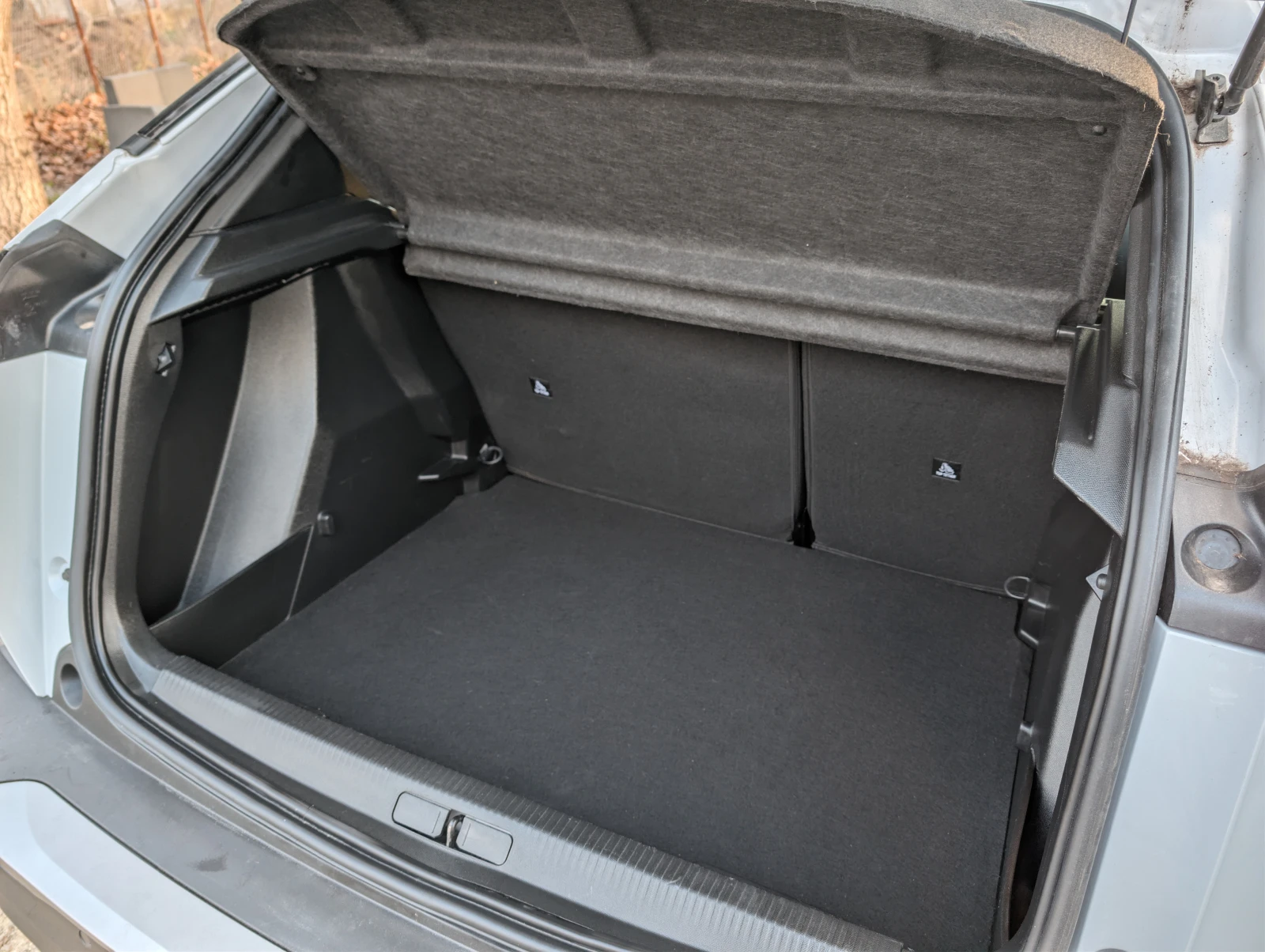 Peugeot 2008 1.2i/101�.�./Facelift | Mobile.bg � ����������� 13