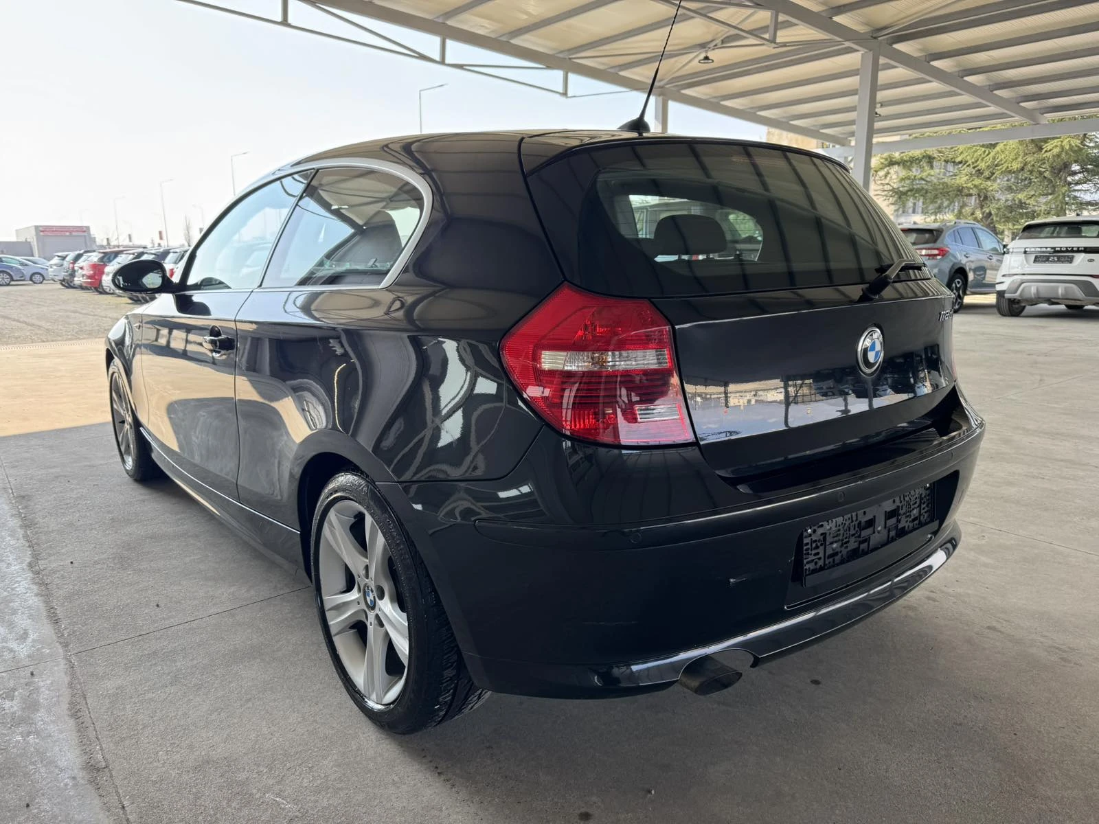 BMW 118 2.0d* 143ps* 6ск* XENON* КЛИМАТРОНИК, снимка 3 - Автомобили и джипове - 53685381