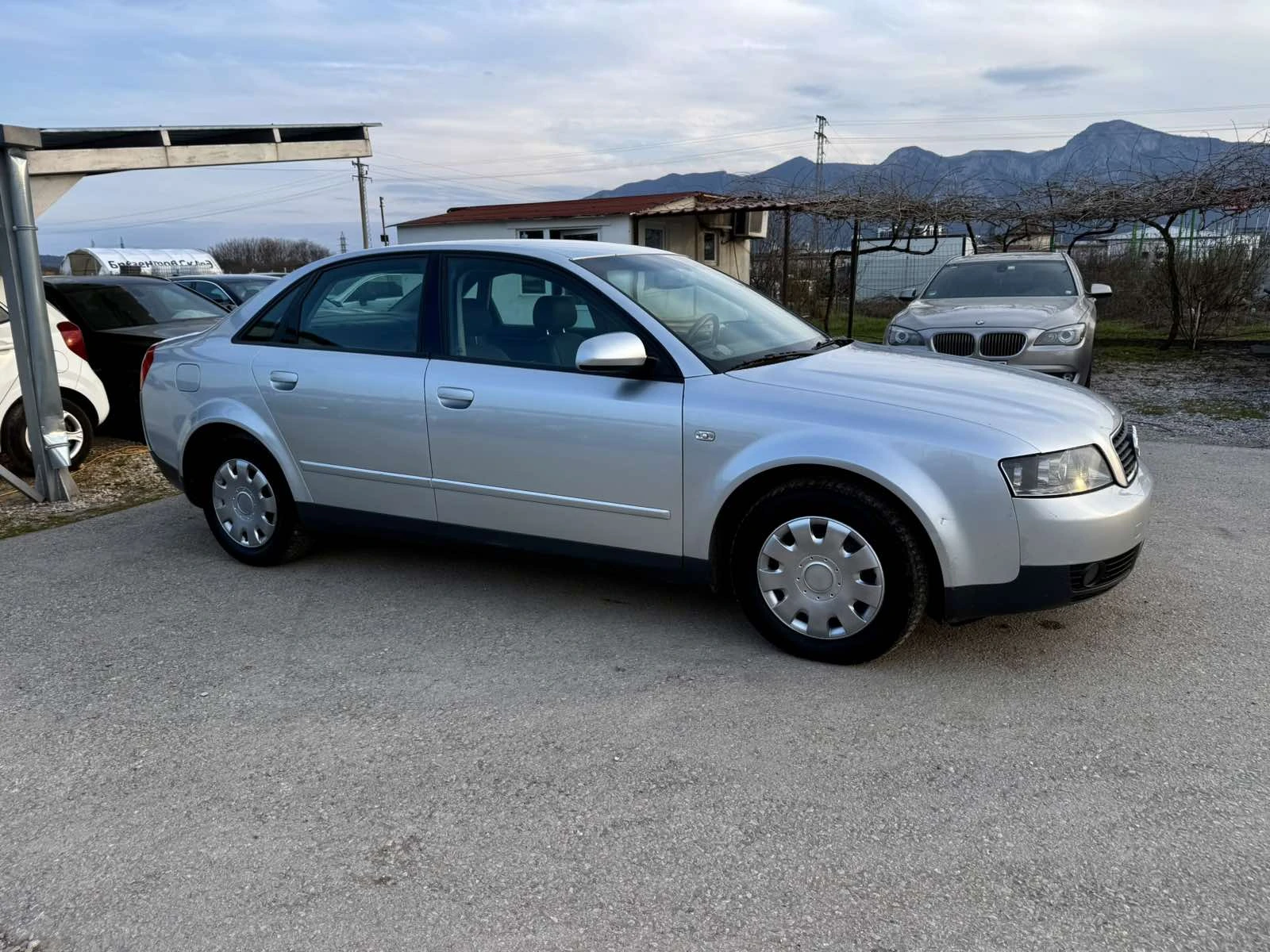 Audi A4 1.9TDI 131kc РЕАЛНИ КM, снимка 4 - Автомобили и джипове - 53888828
