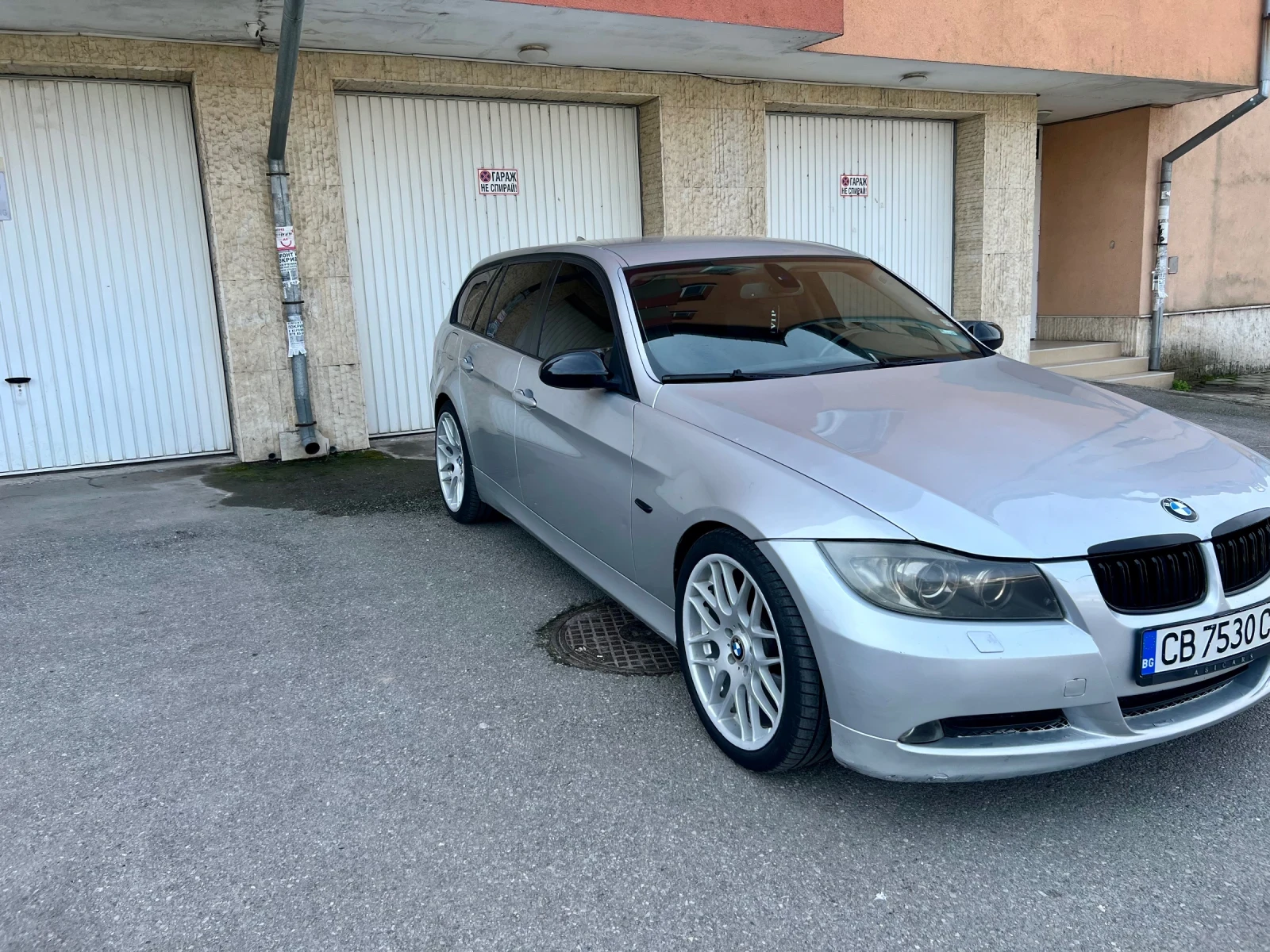 BMW 320, снимка 6 - Автомобили и джипове - 54026363