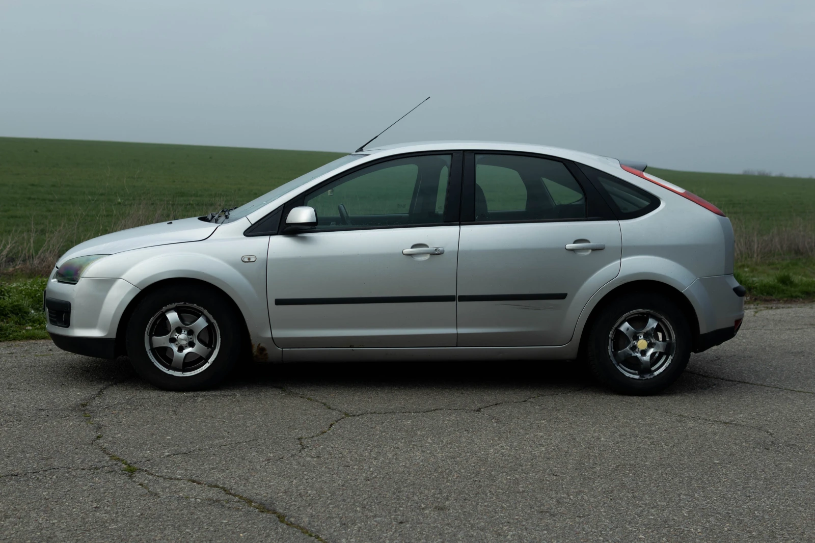 Ford Focus 1.6 TDCi, снимка 3 - Автомобили и джипове - 54045466