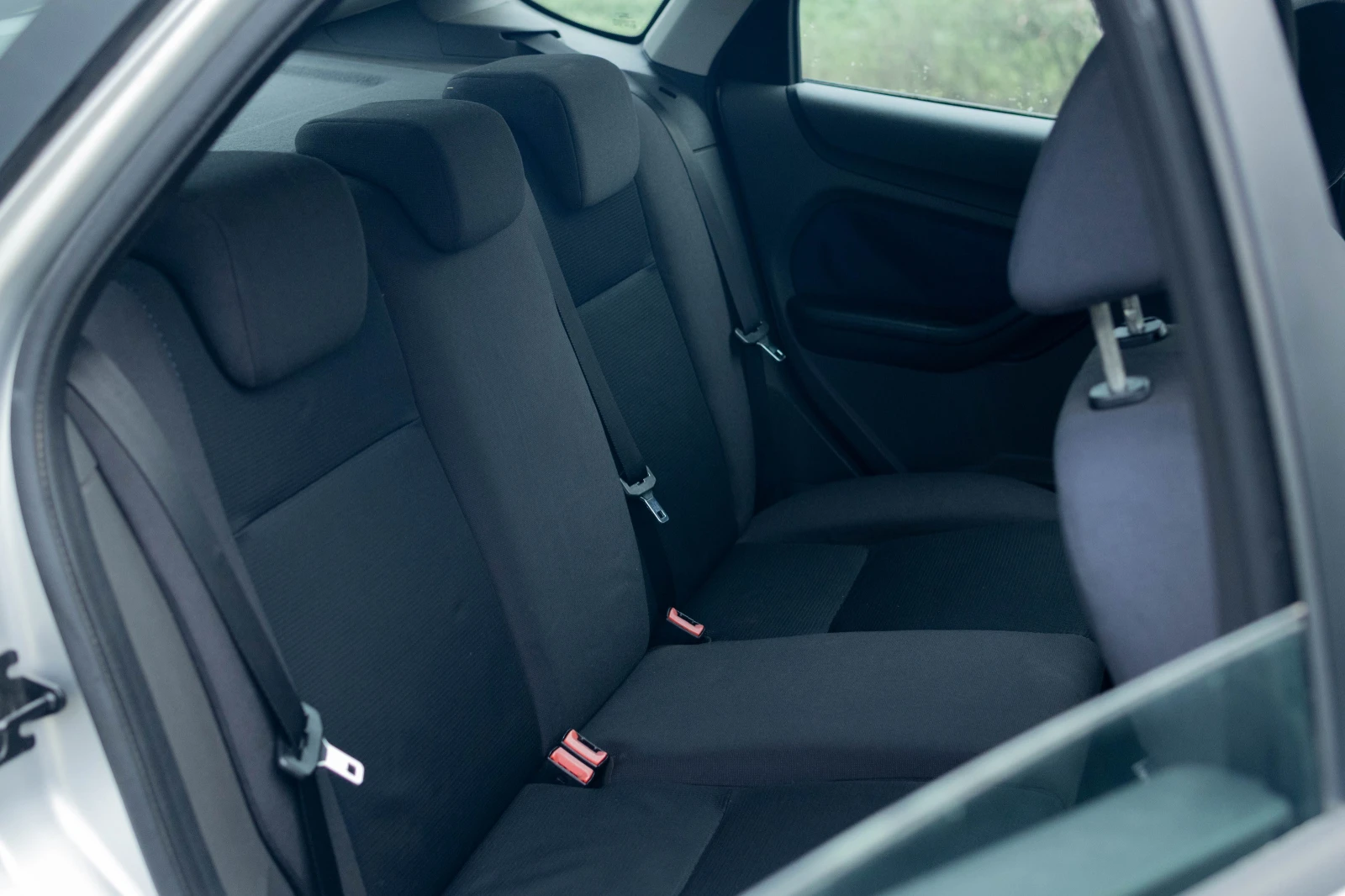 Ford Focus 1.6 TDCi, снимка 9 - Автомобили и джипове - 54045466