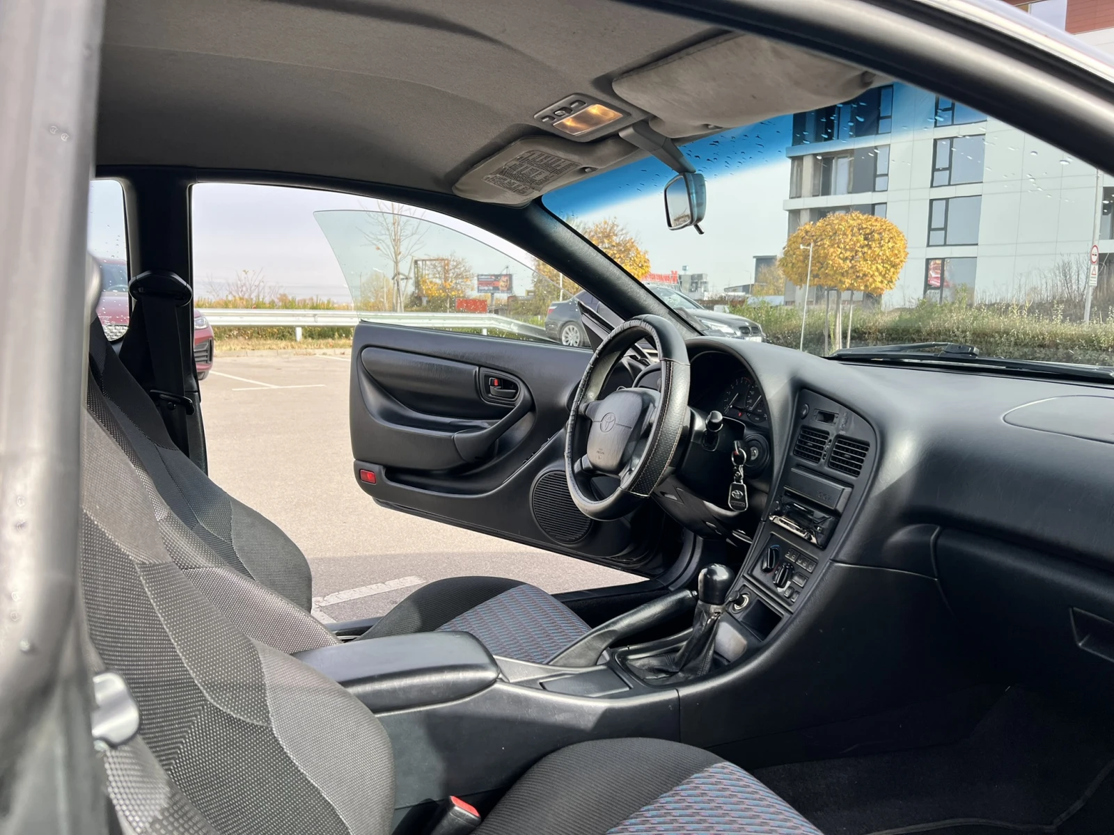 Toyota Celica, снимка 12 - Автомобили и джипове - 54072354