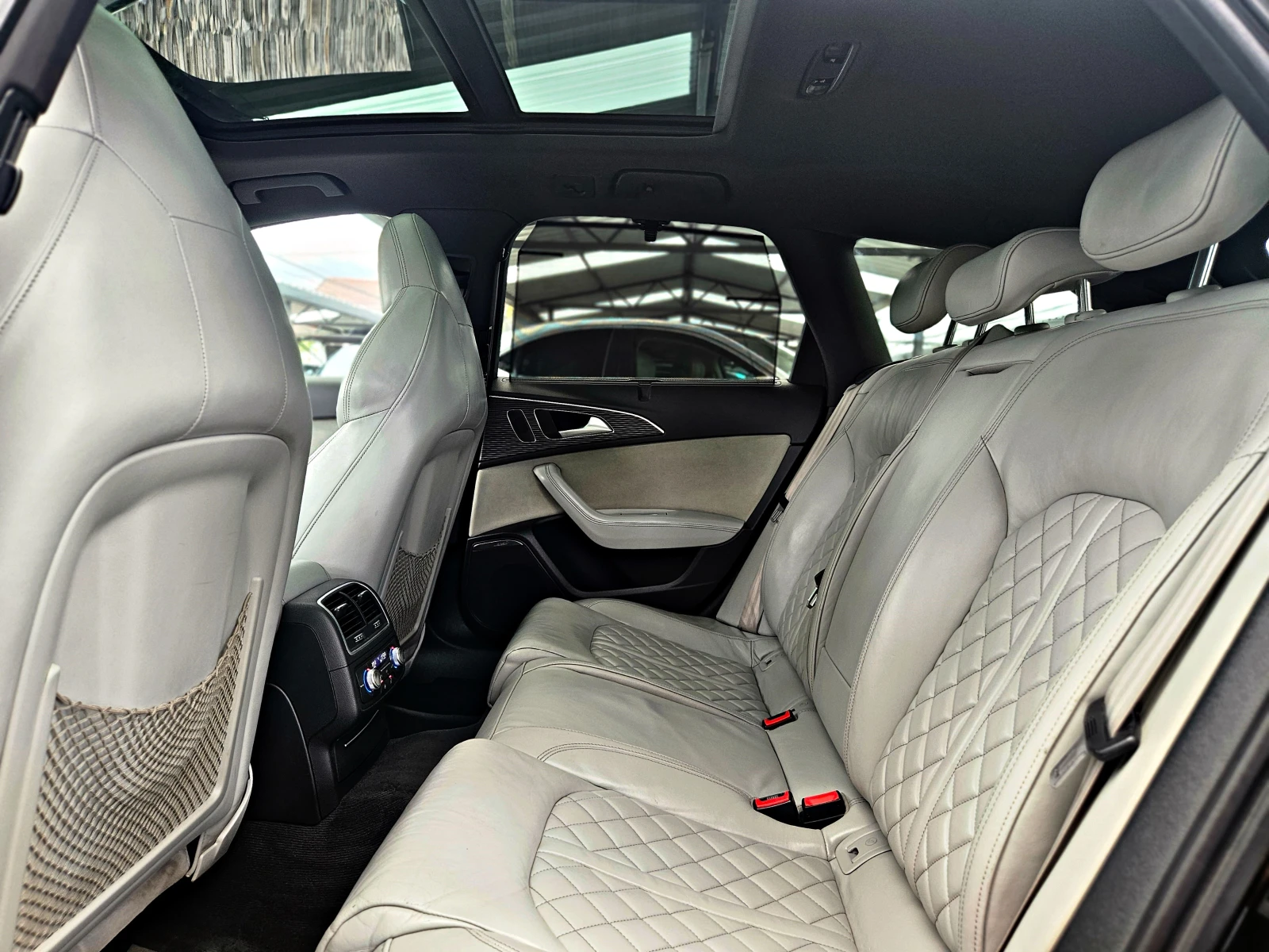 Audi A6 COMPETITION/MATRIX/САМОПАРКИРАНЕ/360CAM/DISTR/LIZI, снимка 16 - Автомобили и джипове - 54519533