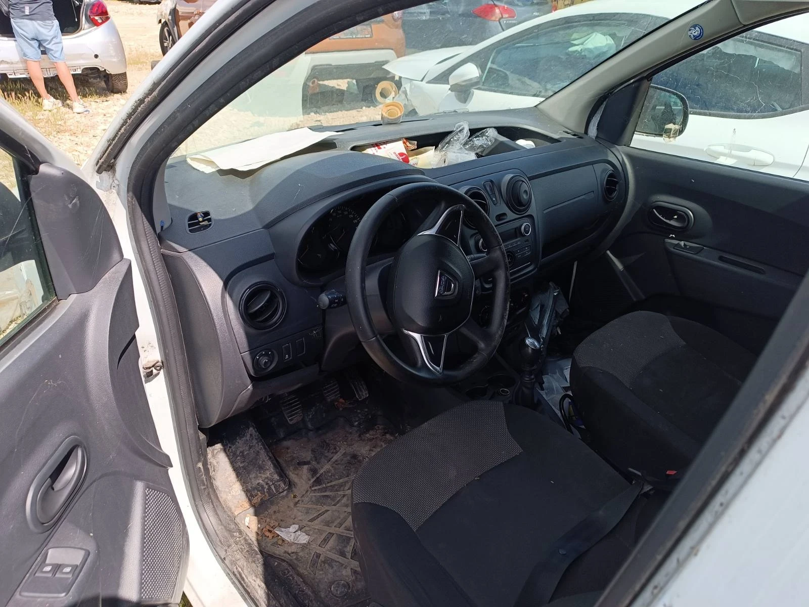 Dacia Dokker 1.5DCI BLUE  K9KU872 6ск, снимка 6 - Автомобили и джипове - 54930392