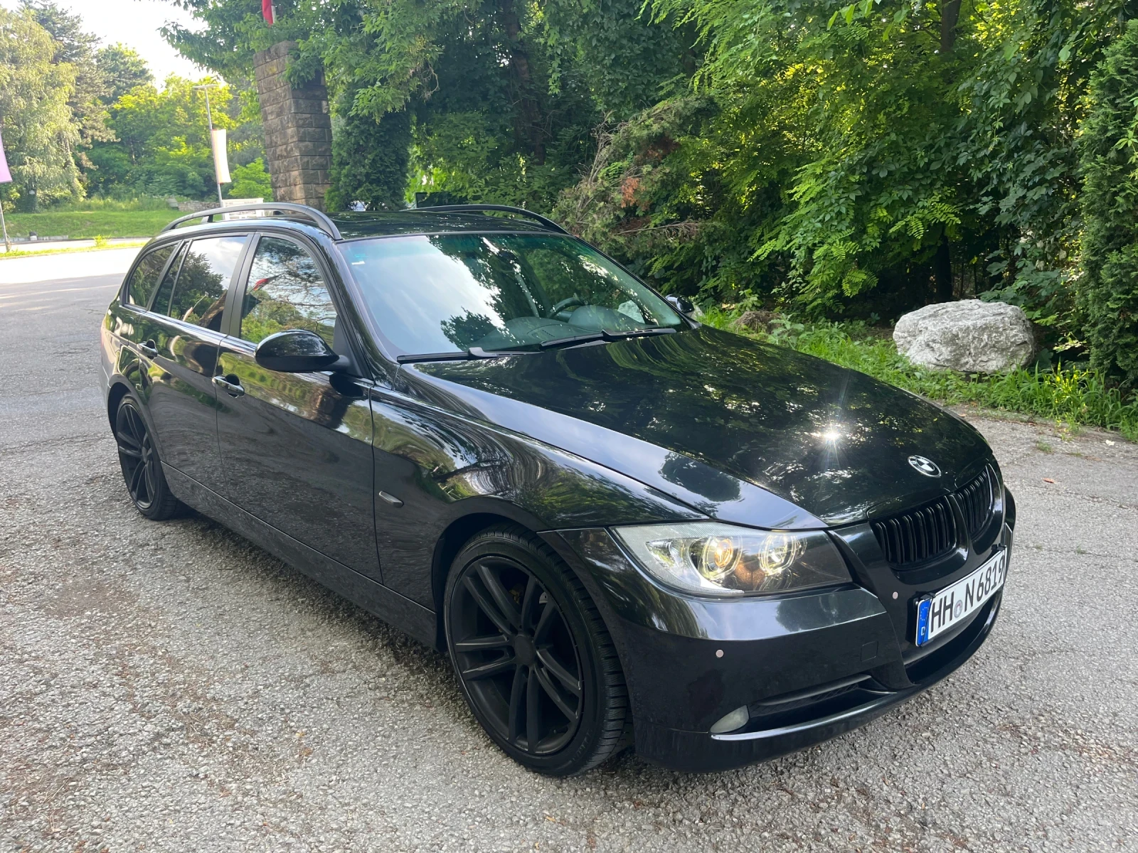 BMW 320 Кожа* Панорама* ANDROIDAUTO* CarPlay* ОБСЛУЖЕН!!!, снимка 2 - Автомобили и джипове - 54965854