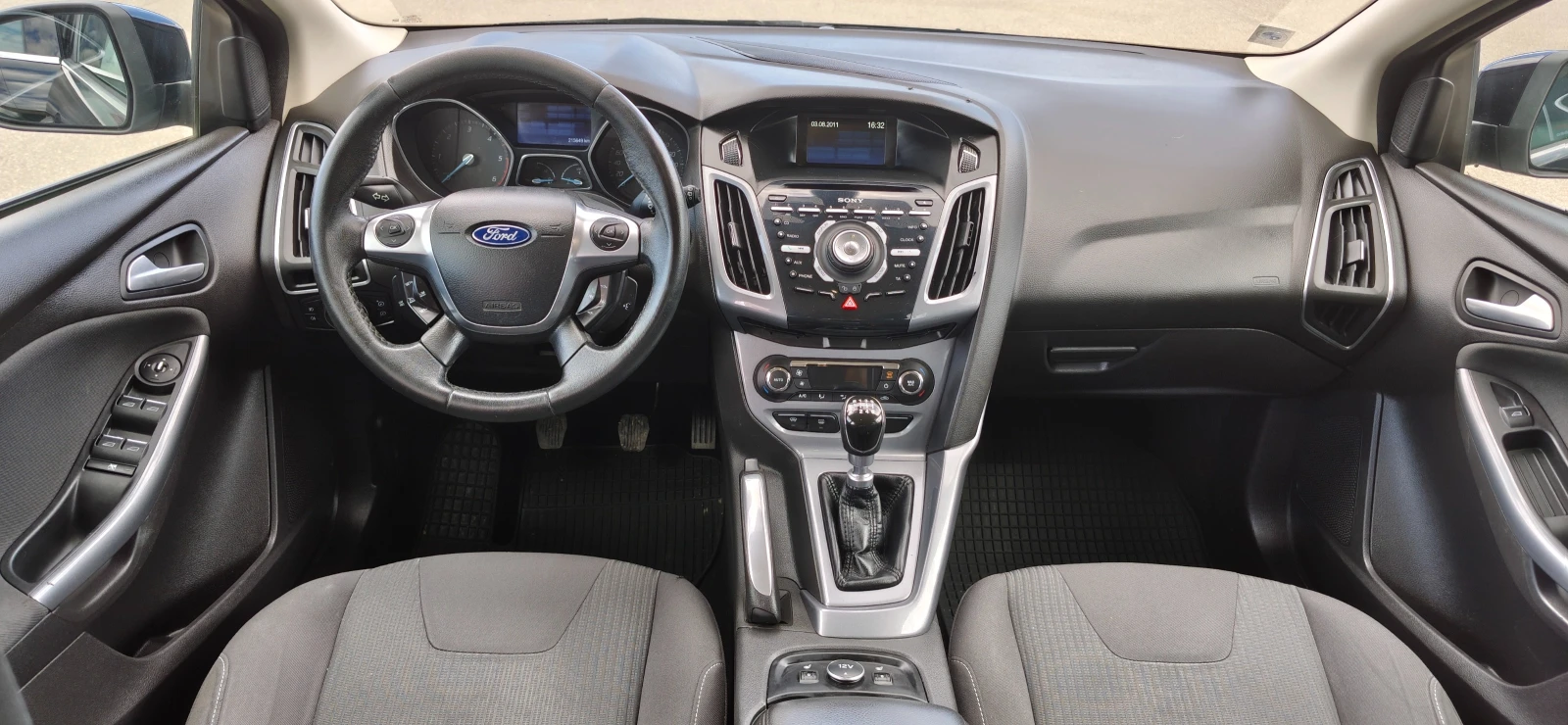 Ford Focus 1.6 HDI * TITANIUM* , снимка 14 - Автомобили и джипове - 54993282