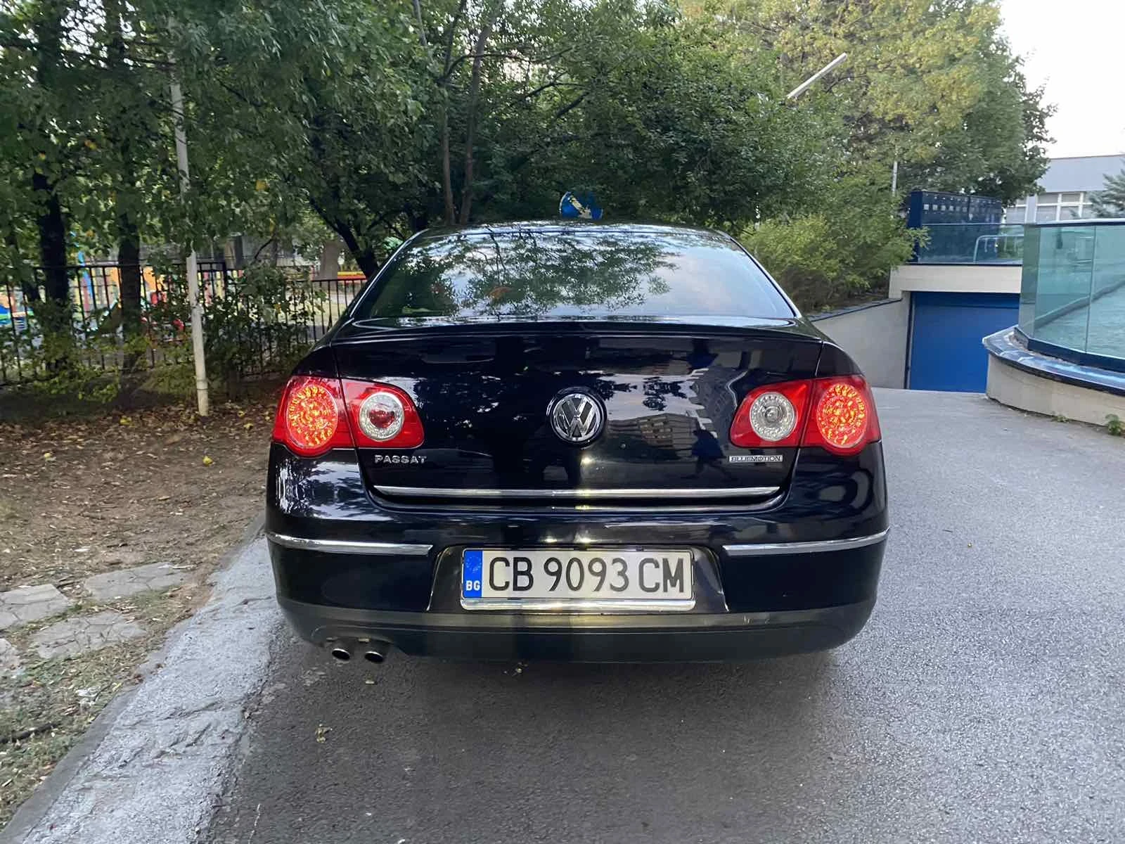 VW Passat 1.9 TDI, снимка 5 - Автомобили и джипове - 55278770
