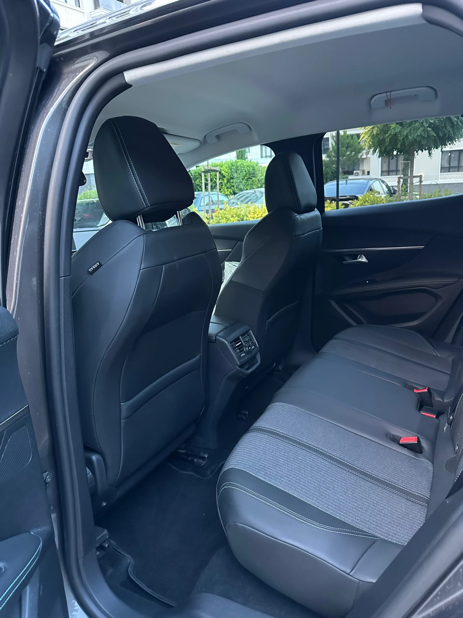 Peugeot 3008, снимка 8 - Автомобили и джипове - 55401794