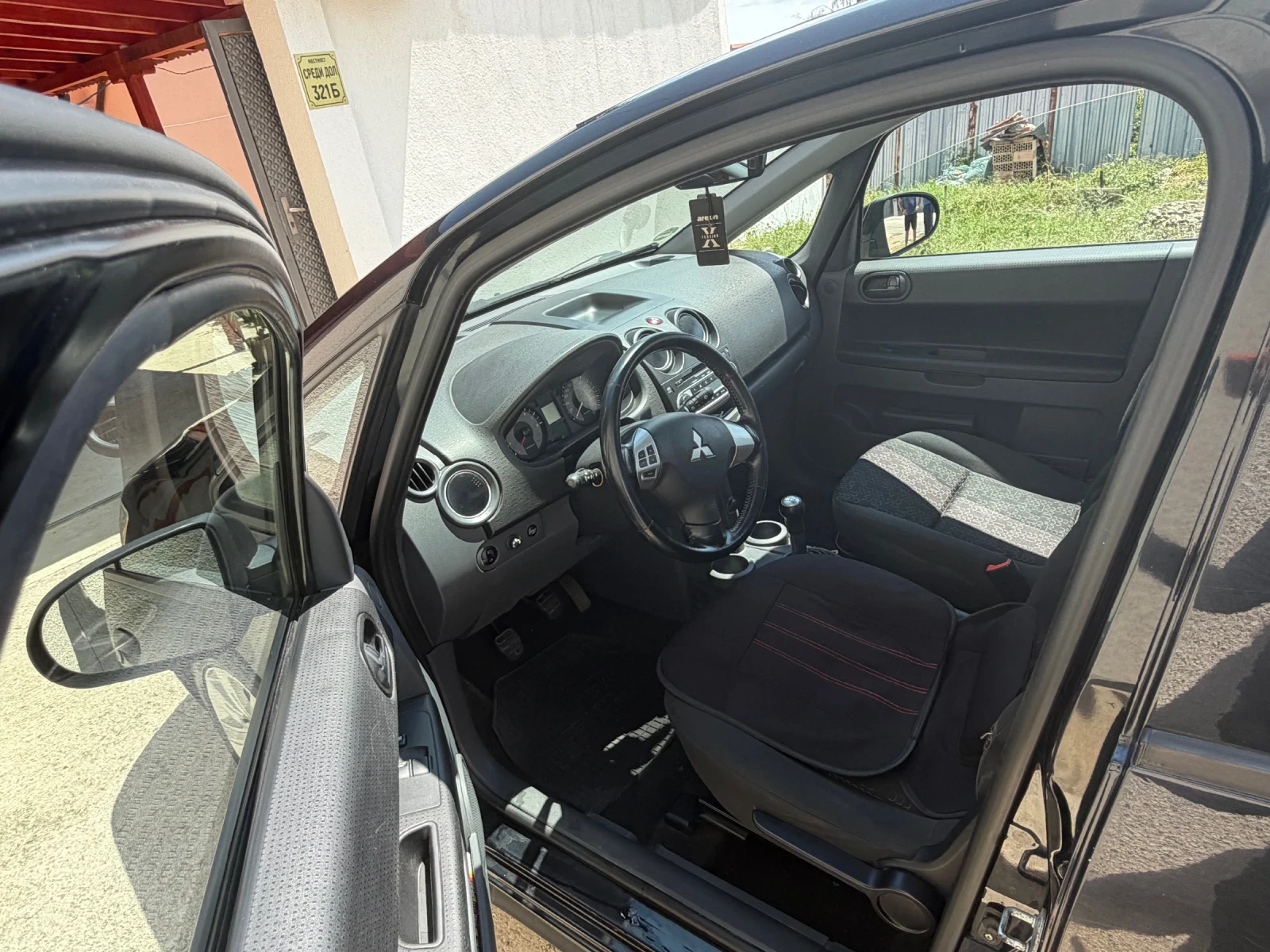 Mitsubishi Colt, снимка 8 - Автомобили и джипове - 55425781