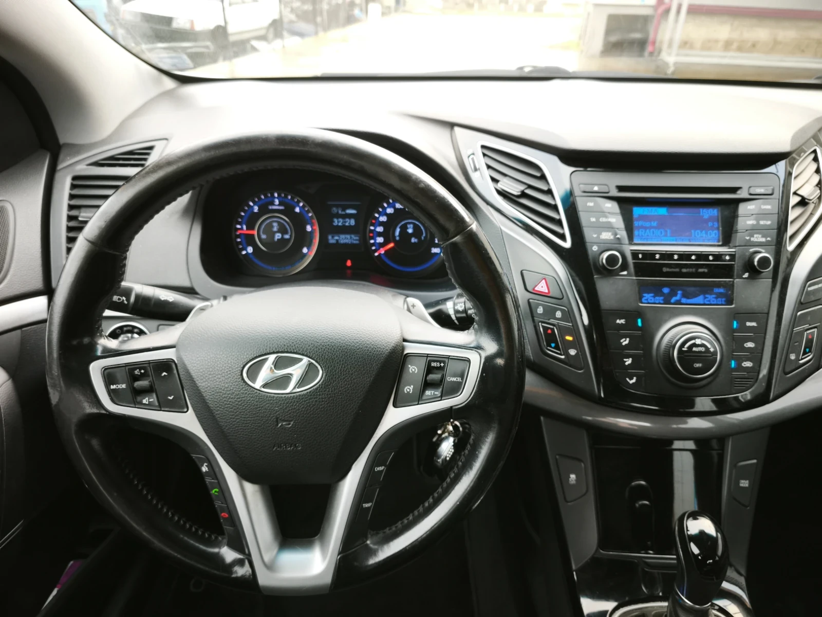 Hyundai I40 1.7 crdi sedan, снимка 4 - Автомобили и джипове - 56130686