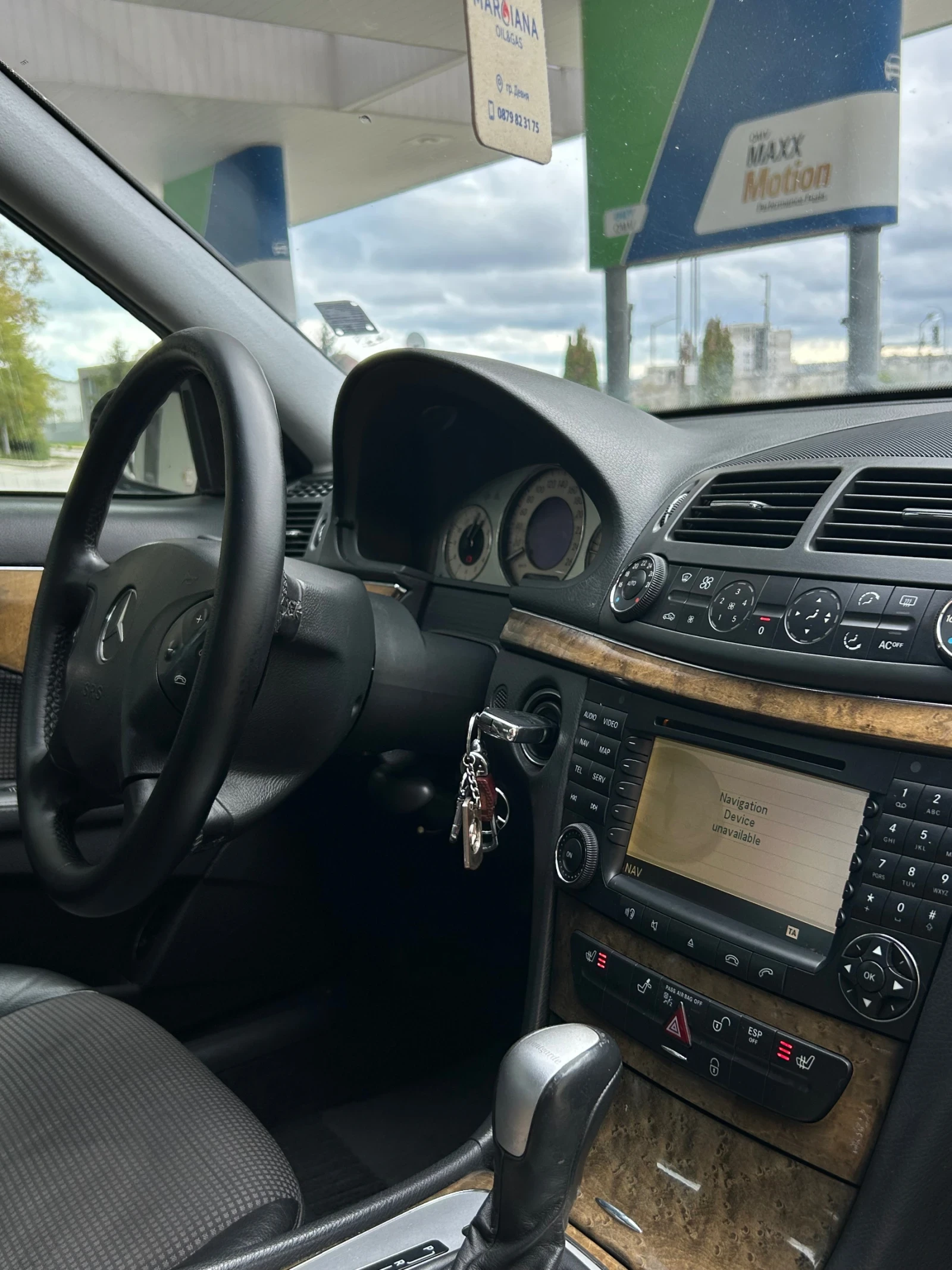 Mercedes-Benz E 220 220 CDI , снимка 13 - Автомобили и джипове - 56651932