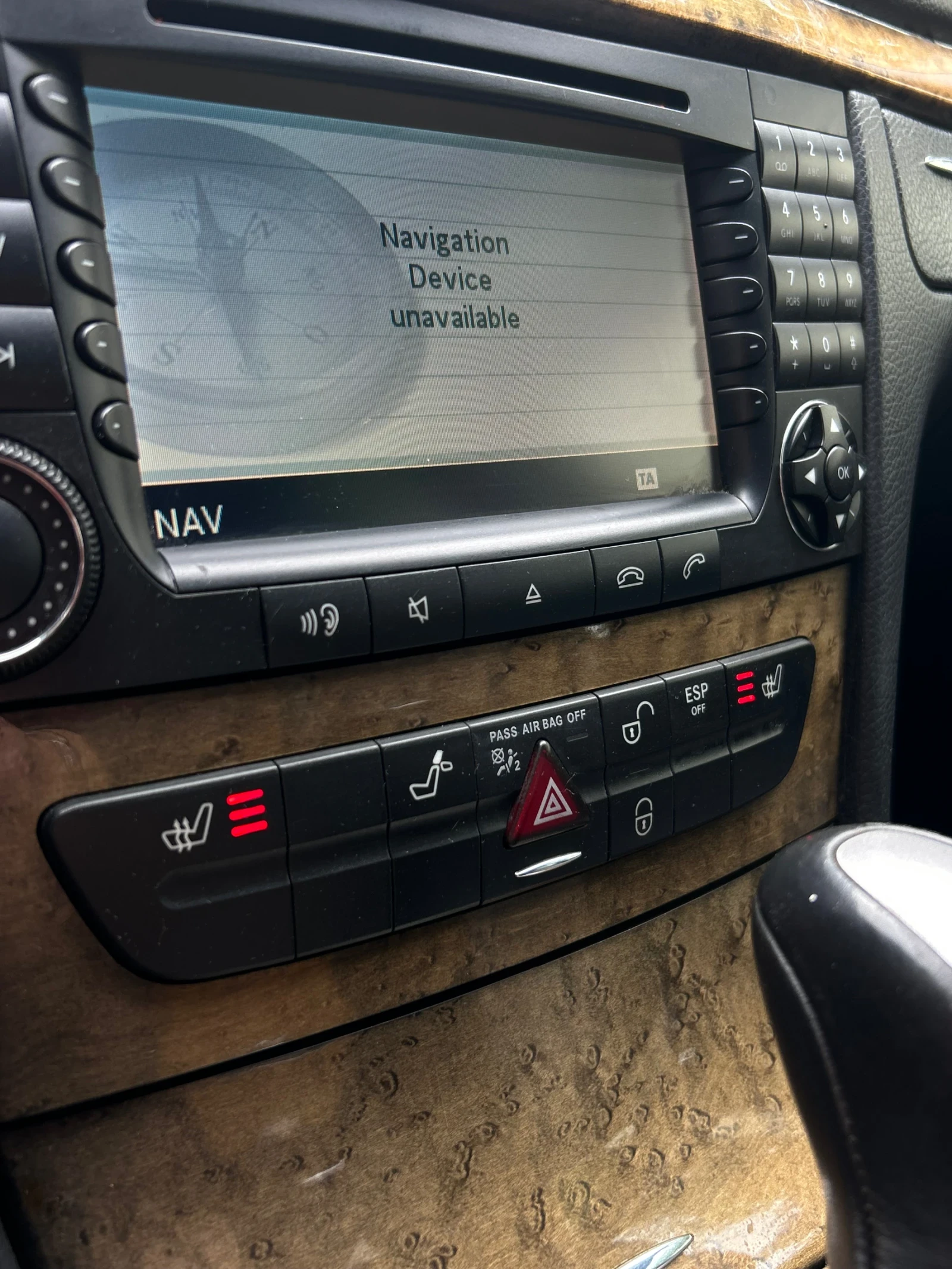 Mercedes-Benz E 220 220 CDI , снимка 17 - Автомобили и джипове - 56651932