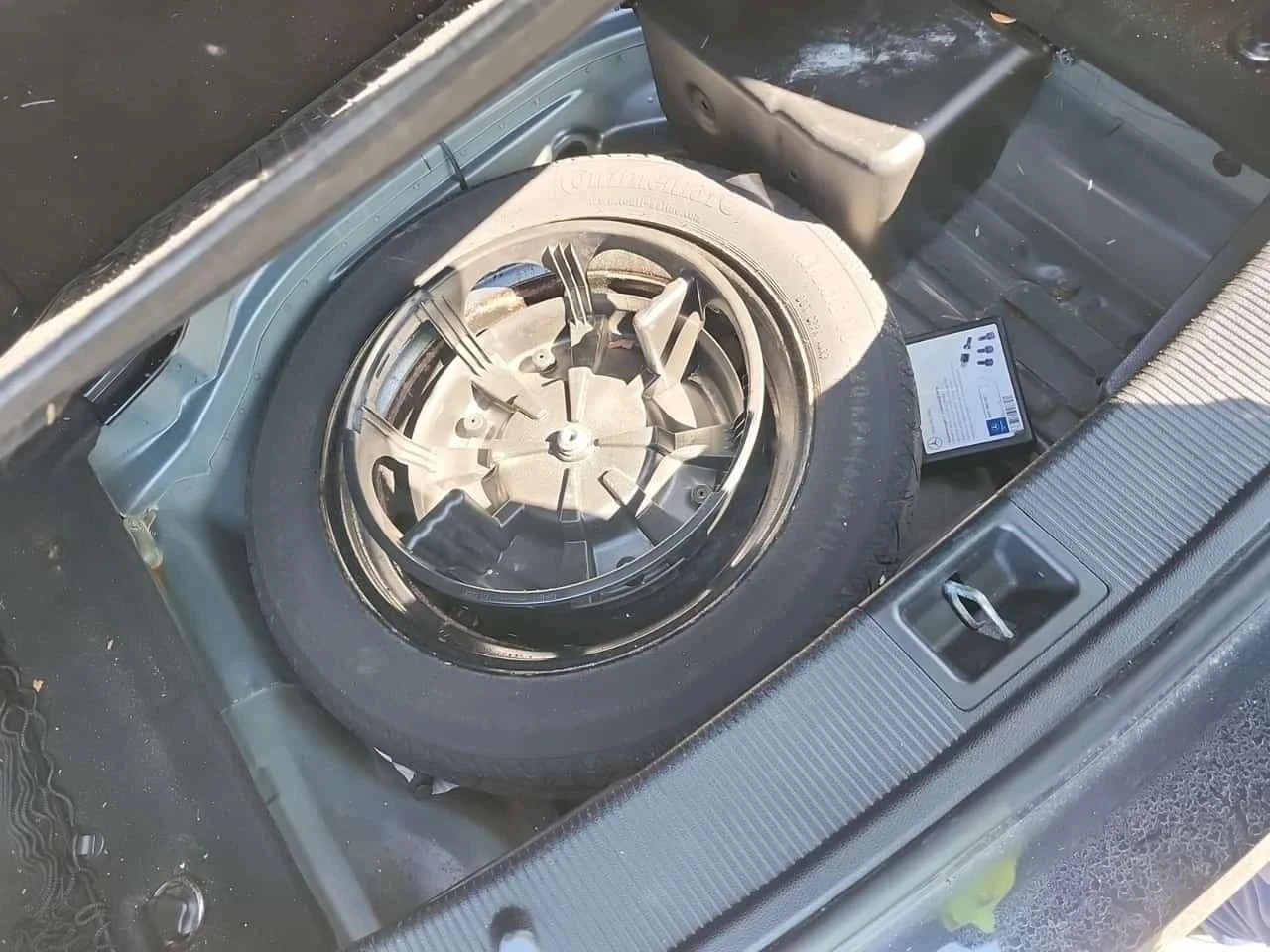 Mercedes-Benz E 400, снимка 15 - Автомобили и джипове - 56688298