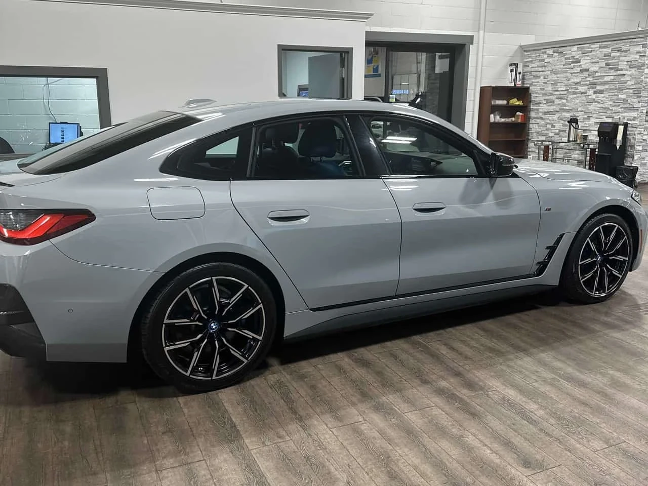 BMW i4 M50 XDRIVE * INDIVIDUAL* K����� ���� | Mobile.bg � ����������� 5