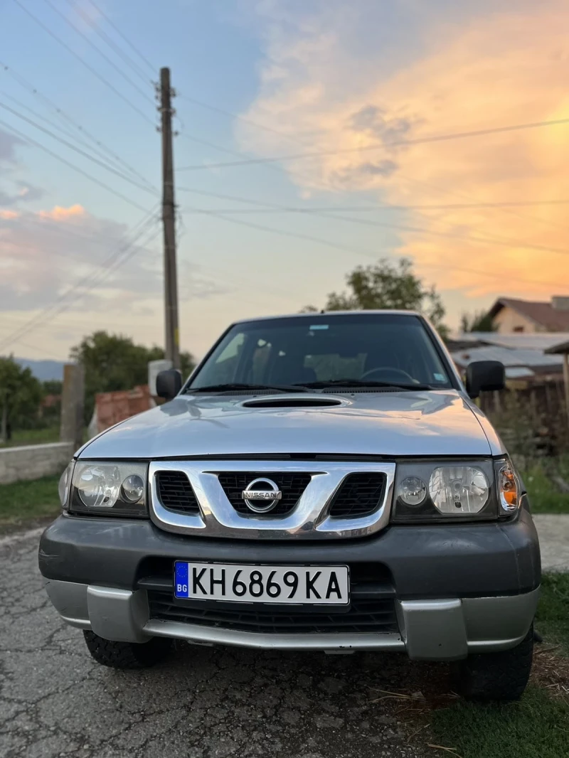 Nissan Terrano, снимка 1 - Автомобили и джипове - 47384404